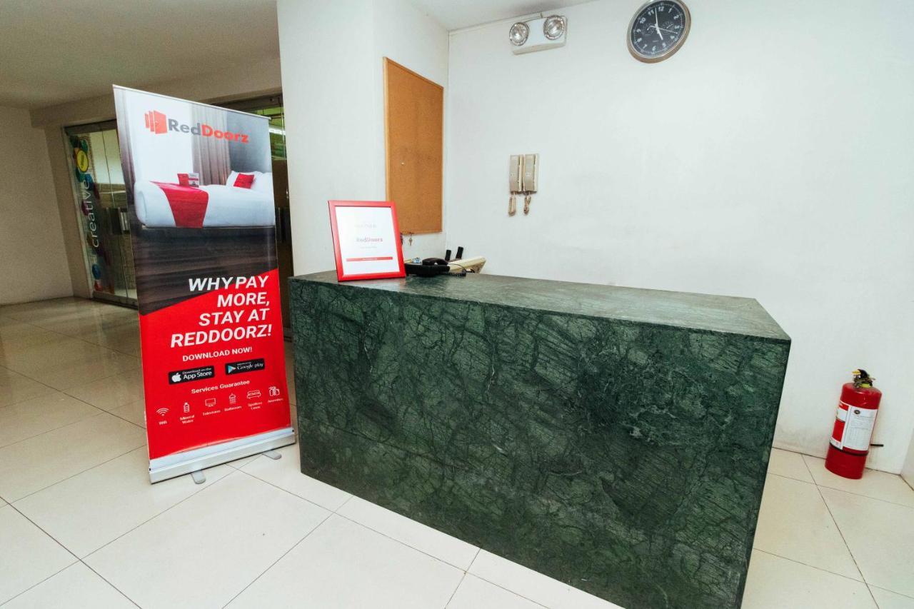 Reddoorz Near Osmena Highway 1 Hotel San Pedro Makati Exterior foto